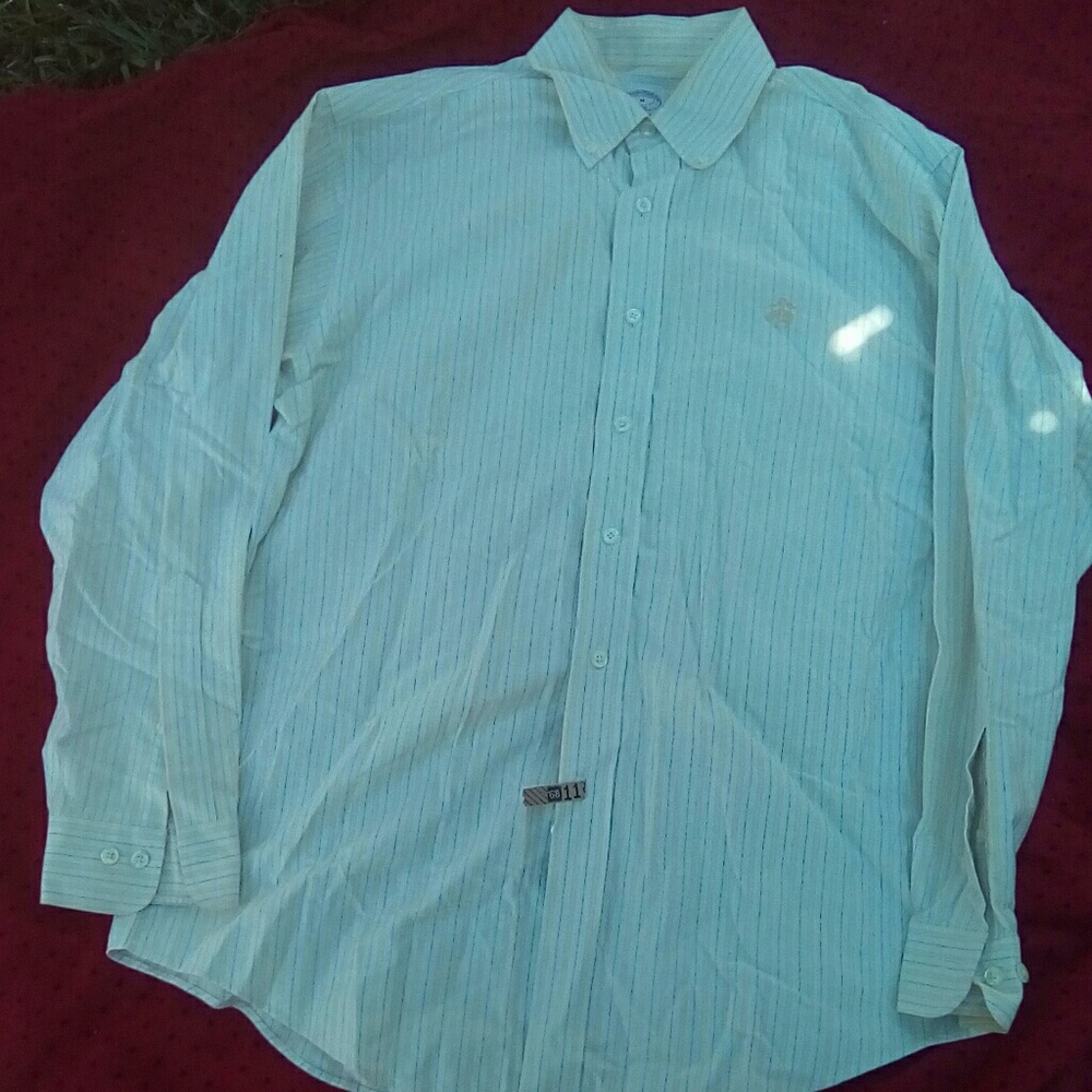 Shirt - Picture 2 of 4
